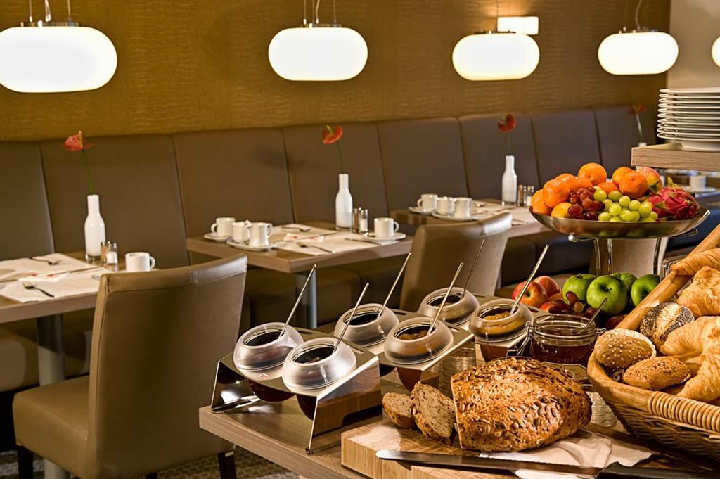 Hotel Conti Duisburg - Partner Of Sorat Hotels Restauracja zdjęcie