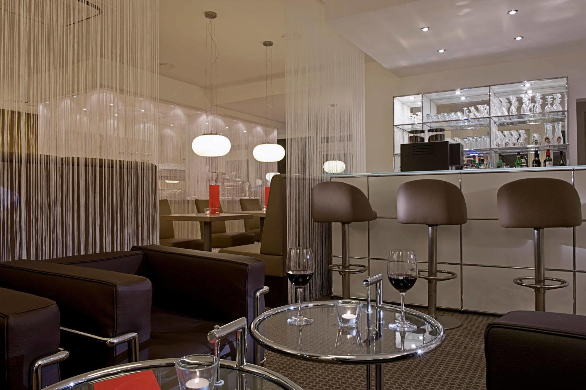 Hotel Conti Duisburg - Partner Of Sorat Hotels Restauracja zdjęcie
